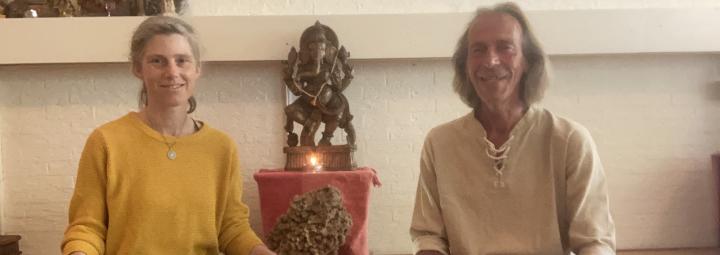 Michiel Neervoort en Janneke Hendriks, docenten jaaropleiding May you become a yogi